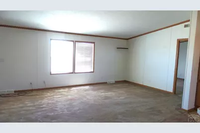 802 W 2nd St, Walsenburg, CO 81089 - Photo 7