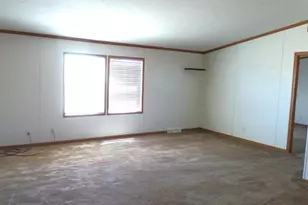 802 W 2nd St, Walsenburg, CO 81089 - Photo 7