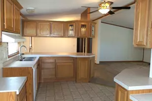 802 W 2nd St, Walsenburg, CO 81089 - Photo 3