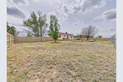 221 W Bywood Dr, Pueblo West, CO 81007 - Photo 35