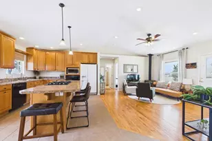 221 W Bywood Dr, Pueblo West, CO 81007 - Photo 11