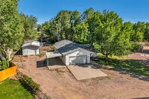 24860 Terry Ct, Pueblo, CO 81006 - Photo 75