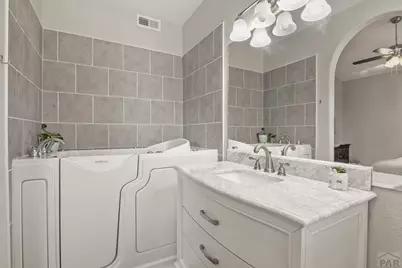 932 Pinecrest Dr, Pueblo, CO 81005 - Photo 23