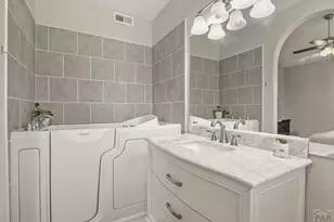 932 Pinecrest Dr, Pueblo, CO 81005 - Photo 23