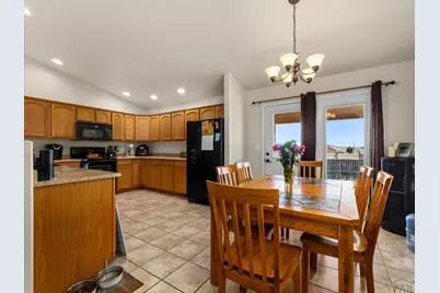 524 E McCulloch Blvd, Pueblo West, CO 81007 - Photo 5
