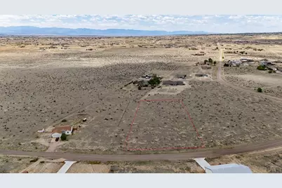 1717 N Wild Bill Hickock Dr, Pueblo West, CO 81007 - Photo 3