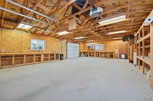 1069 Meadow Ln, Pueblo, CO 81006 - Photo 33