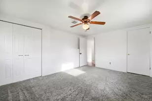 1069 Meadow Ln, Pueblo, CO 81006 - Photo 15