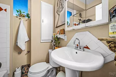 418 W 10th St, Pueblo, CO 81003 - Photo 9