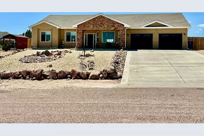 2064 W Hesperus Dr, Pueblo West, CO 81007 - Photo 1