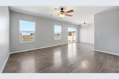 1169 E Canary Dr, Pueblo, CO 81007 - Photo 5