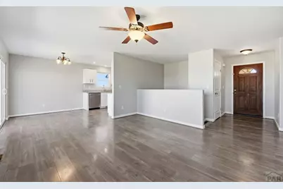 1169 E Canary Dr, Pueblo, CO 81007 - Photo 9