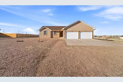 1169 E Canary Dr, Pueblo, CO 81007 - Photo 3