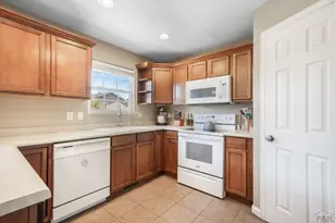 5307 Red Cedar Ct, Pueblo, CO 81005 - Photo 9
