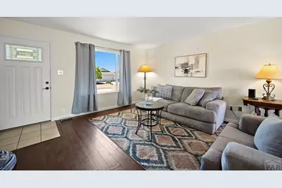 57 W Bonanza Dr, Pueblo, CO 81007 - Photo 3