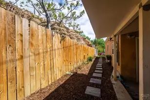909 E 5th St, Pueblo, CO 81001 - Photo 27