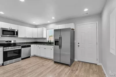 1130 Elm St, Pueblo, CO 81004 - Photo 11