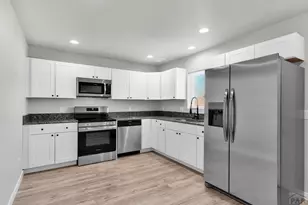 1130 Elm St, Pueblo, CO 81004 - Photo 9