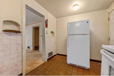 424 E Beech St, Pueblo, CO 81003 - Photo 9