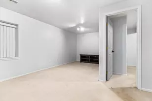 17 Trent Ct, Pueblo, CO 81005 - Photo 17