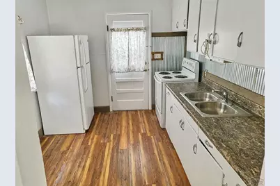 212 Cimarron, La Junta, CO 81050 - Photo 3
