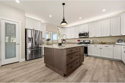 987 S Blue Hills Dr, Pueblo West, CO 81007 - Photo 13