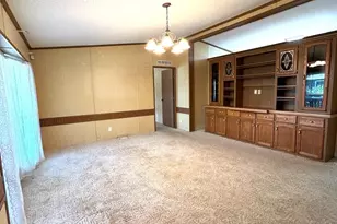 232 E Rolling Hills Dr, Pueblo, CO 81007 - Photo 7