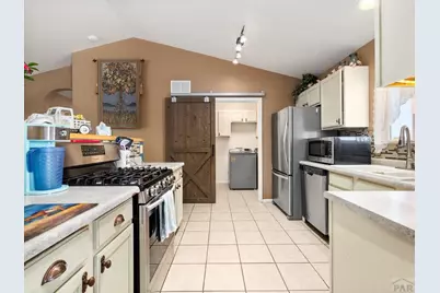 675 E McClave Dr, Pueblo West, CO 81007 - Photo 9
