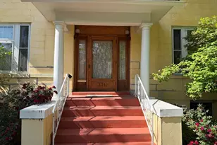 321 W 18th St, Pueblo, CO 81003 - Photo 3