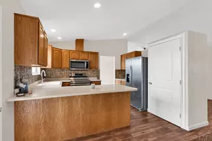 927 N Purcell Blvd, Pueblo West, CO 81007 - Photo 13