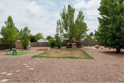 232 W Fairknoll Dr, Pueblo West, CO 81007 - Photo 25