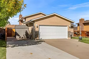25 Ibis Ln, Pueblo, CO 81005 - Photo 3