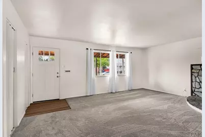 3825 Azalea St, Pueblo, CO 81005 - Photo 9