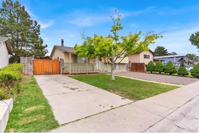 3825 Azalea St, Pueblo, CO 81005 - Photo 3