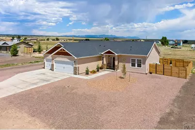 981 E Blackstone Dr, Pueblo, CO 81007 - Photo 3