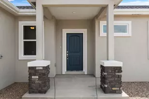 562 N Bayview Dr, Pueblo West, CO 81007 - Photo 3