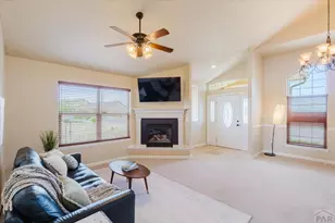 5601 Mark Twain Ln, Pueblo, CO 81008 - Photo 5