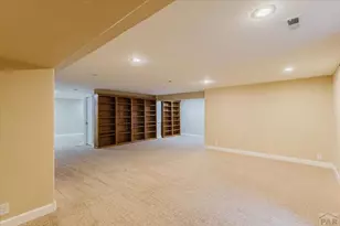 5601 Mark Twain Ln, Pueblo, CO 81008 - Photo 43