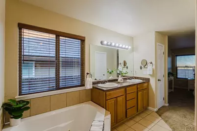 5601 Mark Twain Ln, Pueblo, CO 81008 - Photo 23