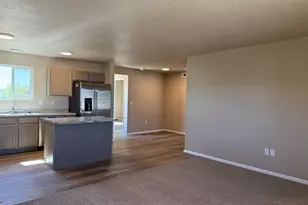5204 Gannet Ln, Pueblo, CO 81008 - Photo 3