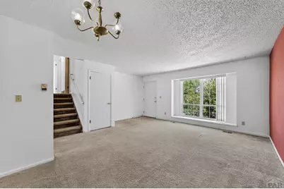 6680 Bugle Dr, Colorado Springs, CO 80918 - Photo 5
