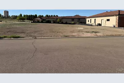 1806 Chianti Ct, Pueblo, CO 81001 - Photo 1