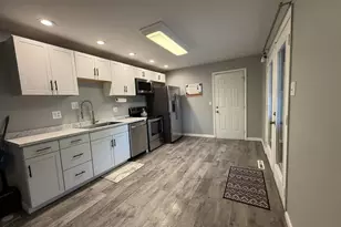 122 Deauville Ln, Pueblo, CO 81005 - Photo 9