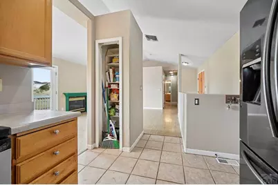 979 S Alexis Lane, Pueblo, CO 81007 - Photo 11