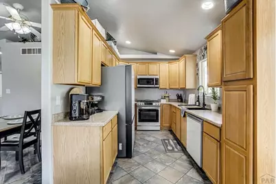 4880 Warbler Court, Pueblo, CO 81008 - Photo 11