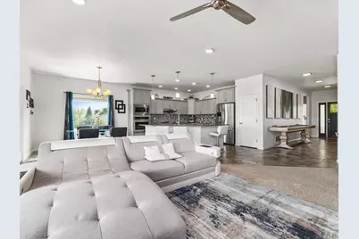 7 North Parkway, Colorado City, CO 81019 - Photo 13