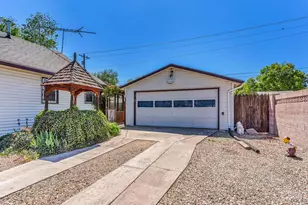1625 Van Buren St, Pueblo, CO 81004 - Photo 3