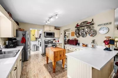 2911 Country Club Dr, Pueblo, CO 81008 - Photo 5