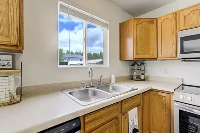 3743 Pronghorn Lane, Pueblo, CO 81004 - Photo 11