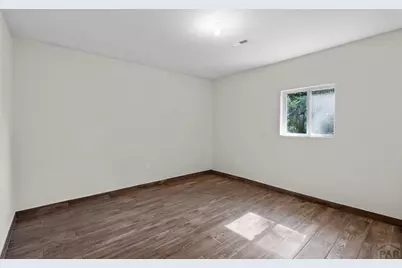 2027 E 14th St, Pueblo, CO 81001 - Photo 11